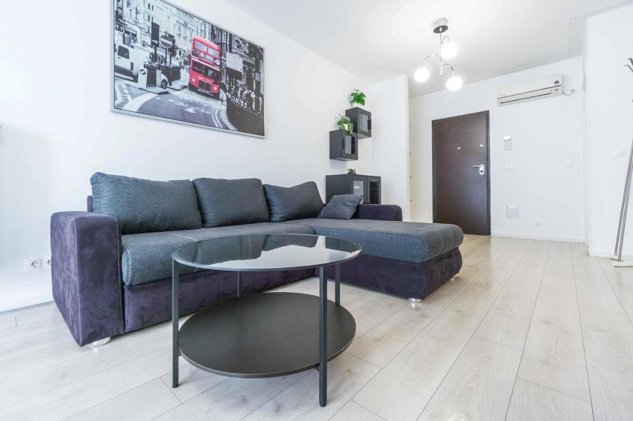 Purple Luxury Aviatiei Apartment Bucharest Luaran gambar